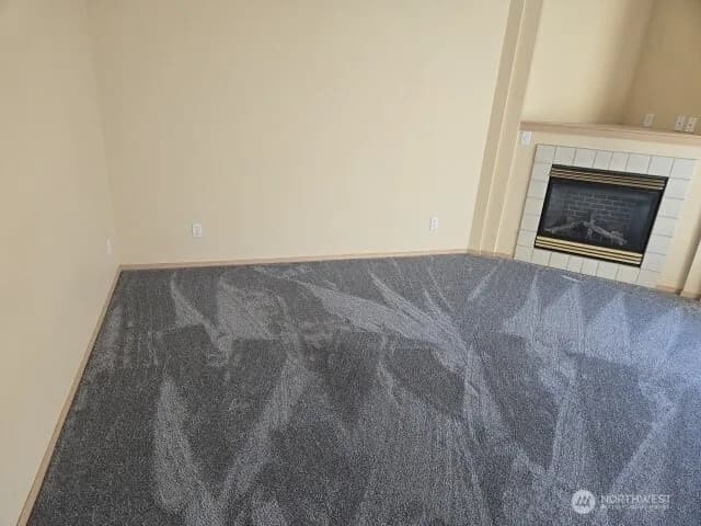 Property photo for 9715 26th Avenue Sw #202, Seattle photo 3