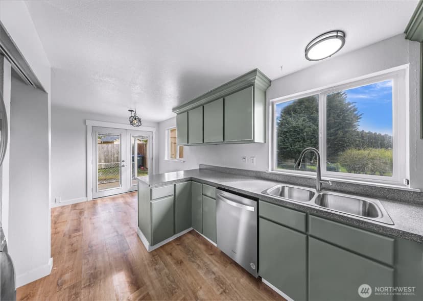 Property photo for 6158 Aquarius Avenue, Ferndale photo 14