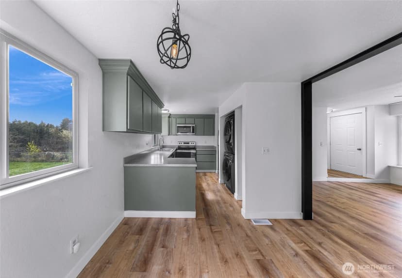 Property photo for 6158 Aquarius Avenue, Ferndale photo 8