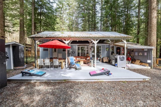 Property photo for 1075 Birch Lane, Sumas