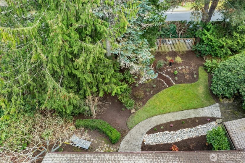 Property photo for 21214 96th Avenue W, Edmonds photo 35