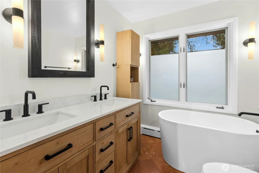 Property photo for 21214 96th Avenue W, Edmonds photo 24