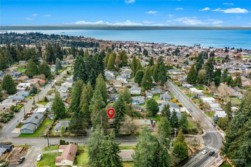 Property photo for 21214 96th Avenue W, Edmonds photo 37