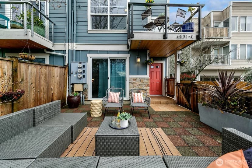 Property photo for 6531 42nd Avenue Sw #c, Seattle photo 5