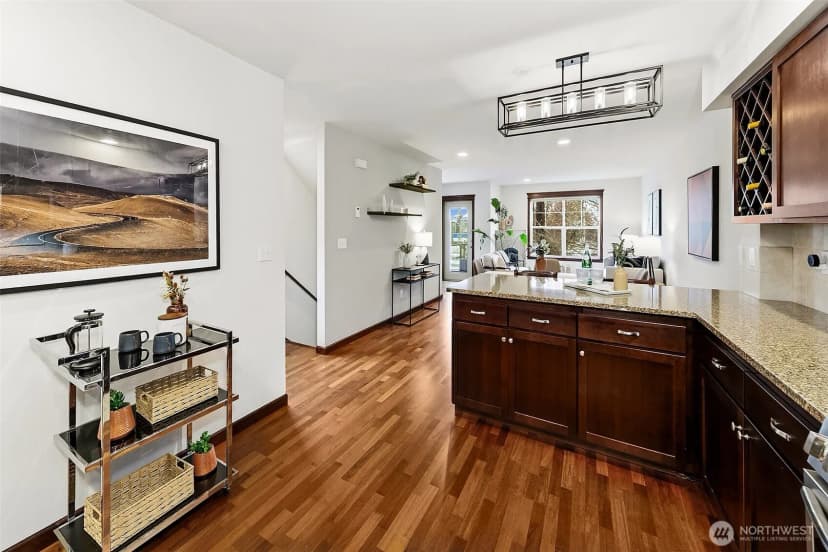 Property photo for 6531 42nd Avenue Sw #c, Seattle photo 12