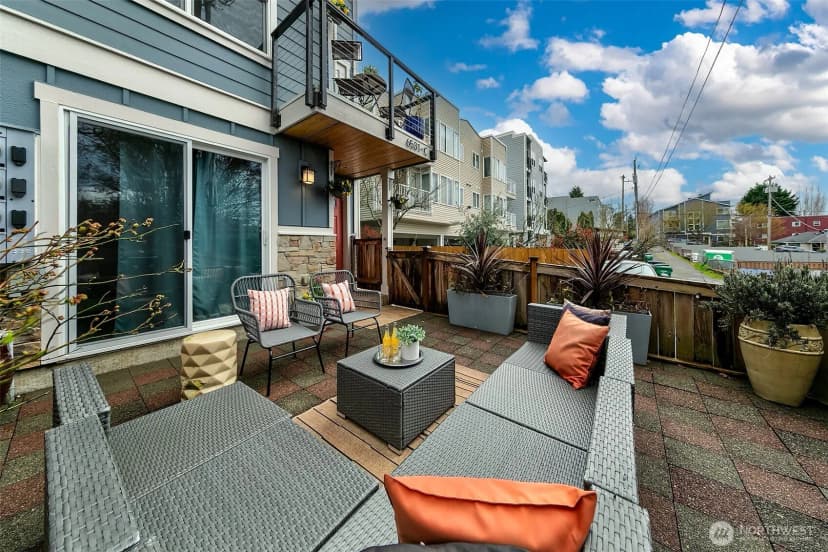 Property photo for 6531 42nd Avenue Sw #c, Seattle photo 6