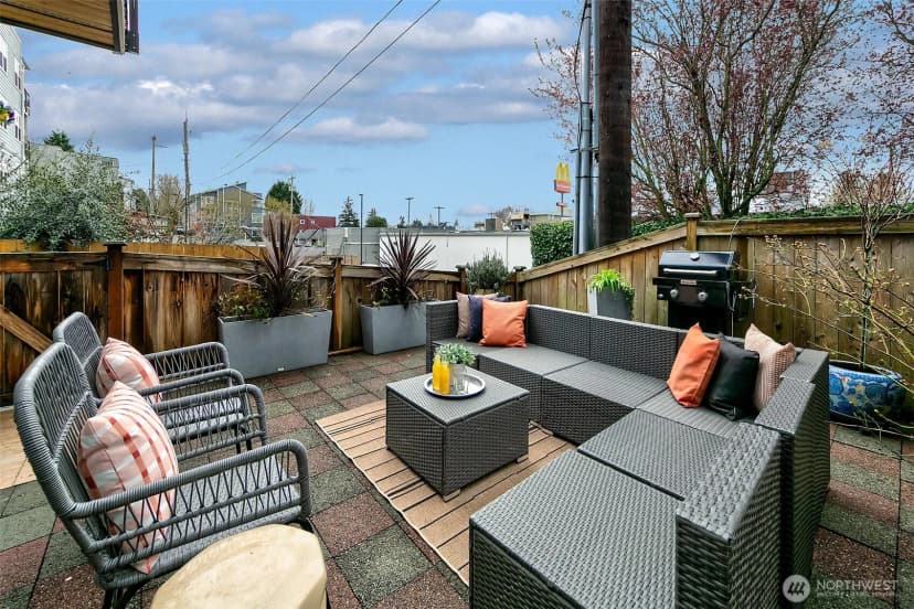 Property photo for 6531 42nd Avenue Sw #c, Seattle photo 7