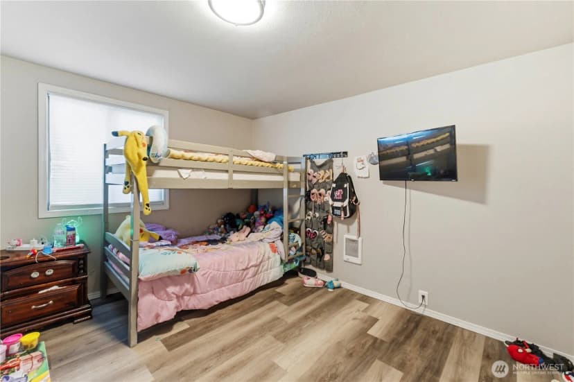 Property photo for 525 138th Street E, Tacoma photo 19