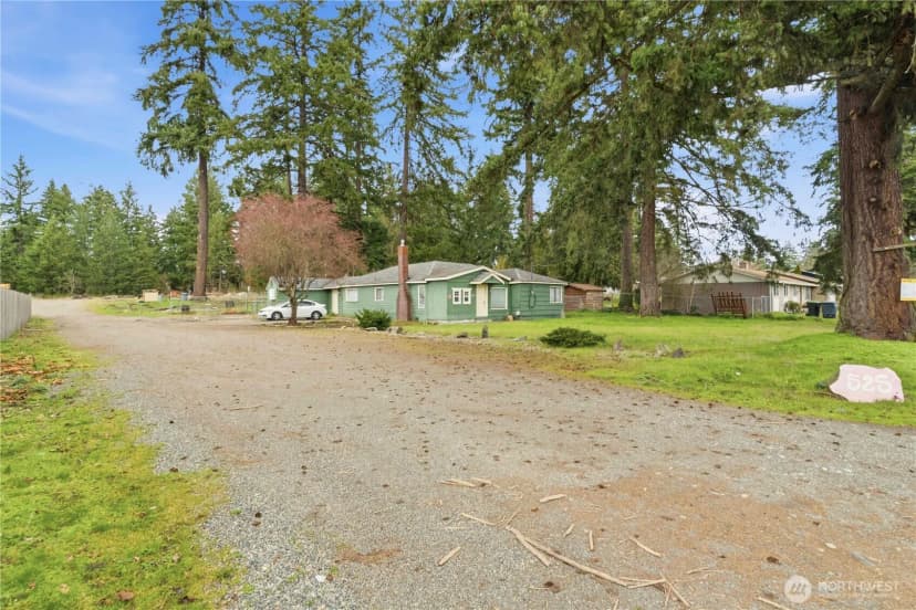Property photo for 525 138th Street E, Tacoma photo 5