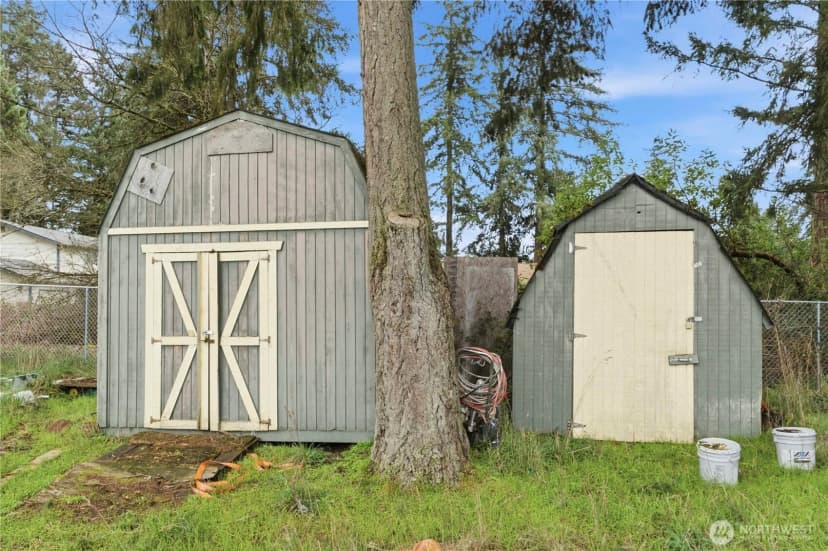 Property photo for 525 138th Street E, Tacoma photo 23
