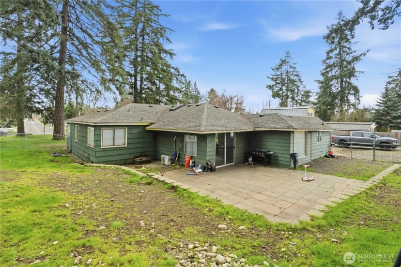 Property photo for 525 138th Street E, Tacoma photo 22