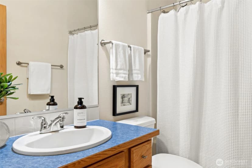 Property photo for 8232 Bainbridge Loop Ne, Lacey photo 15