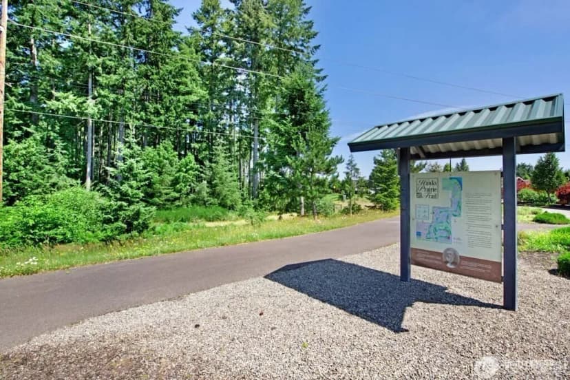 Property photo for 8232 Bainbridge Loop Ne, Lacey photo 32