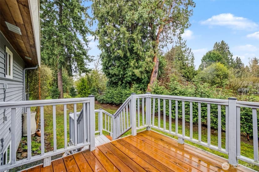 Property photo for 11447 5th Avenue S, Seattle photo 31
