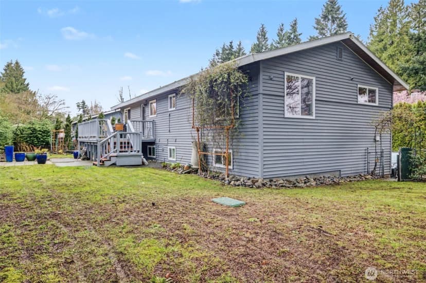 Property photo for 11447 5th Avenue S, Seattle photo 32