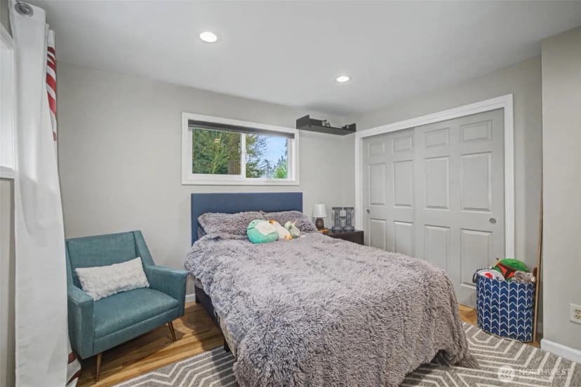 Property photo for 11447 5th Avenue S, Seattle photo 18