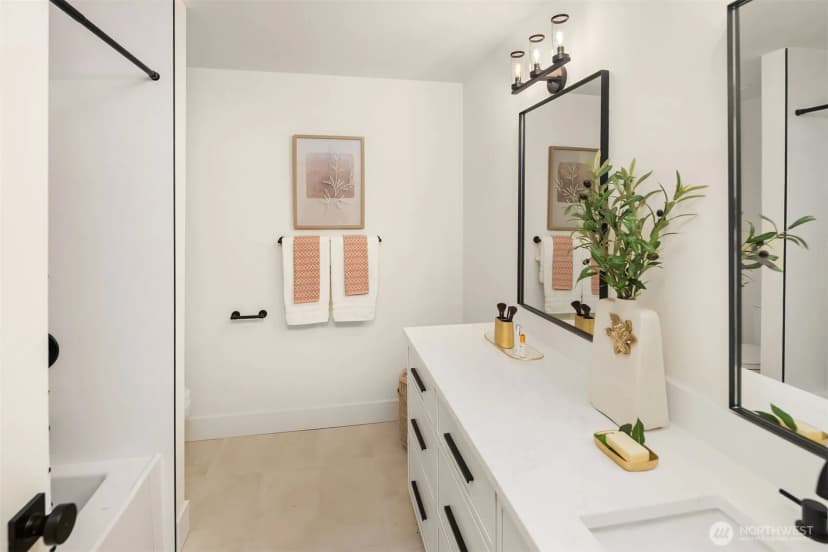 Property photo for 2109 129th Avenue Se, Bellevue photo 18