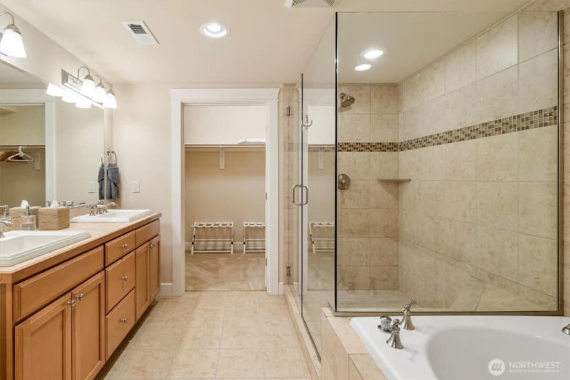 Property photo for 2307 Sundown Court, Anacortes photo 18