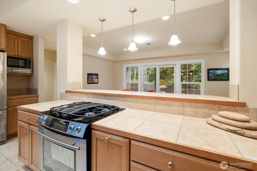 Property photo for 2307 Sundown Court, Anacortes photo 15