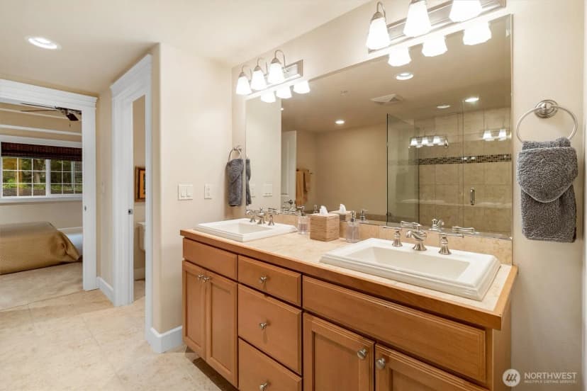 Property photo for 2307 Sundown Court, Anacortes photo 19