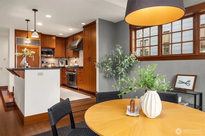 Property photo for 1632 35th Avenue, Seattle photo 10
