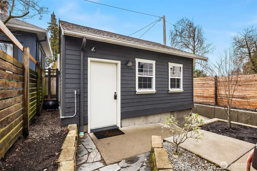 Property photo for 1632 35th Avenue, Seattle photo 28