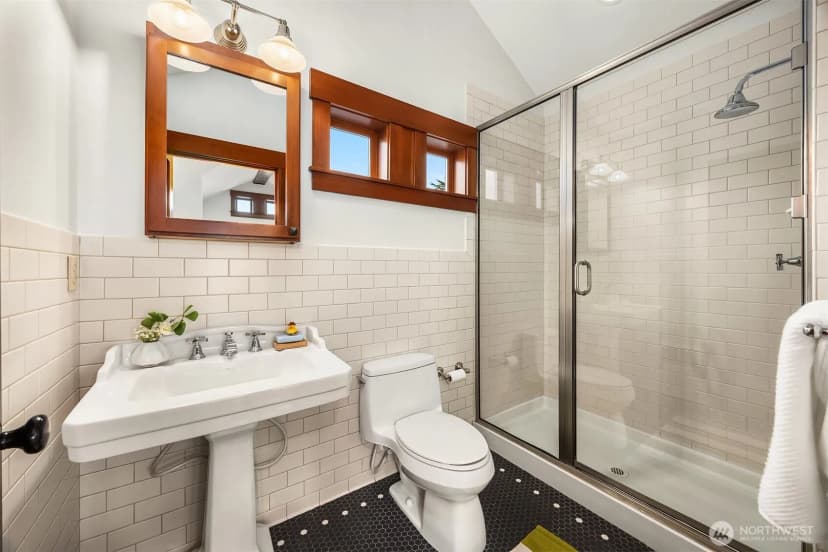Property photo for 1632 35th Avenue, Seattle photo 20
