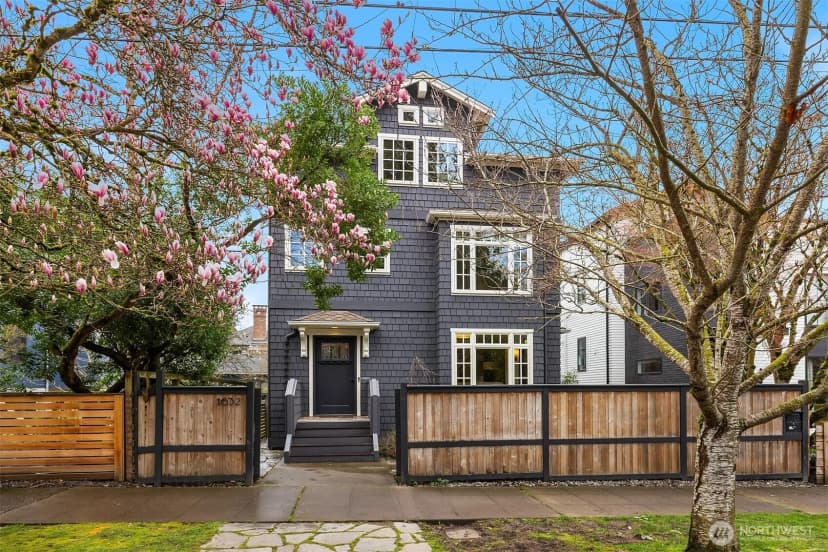 Property photo for 1632 35th Avenue, Seattle photo 2