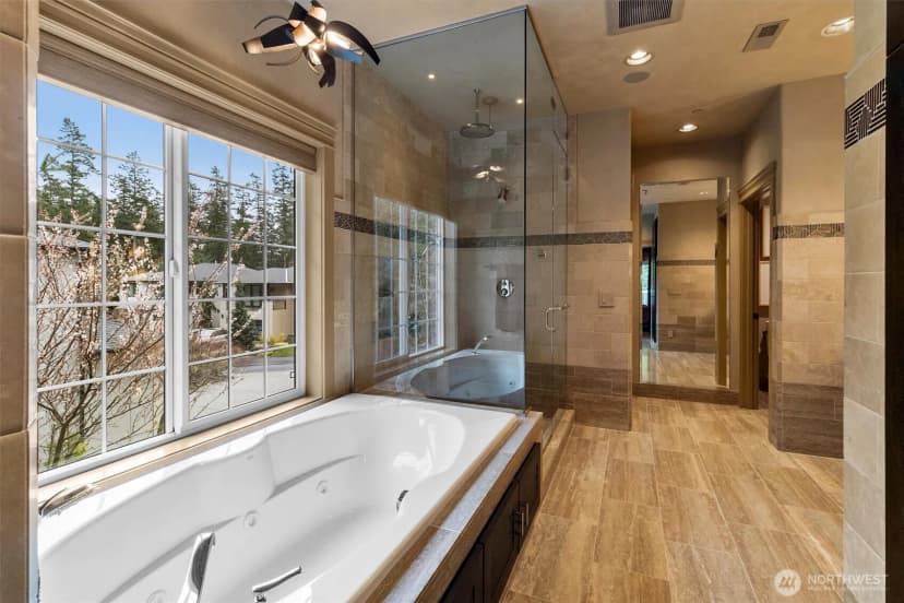 Property photo for 2305 Sundown Court, Anacortes photo 18