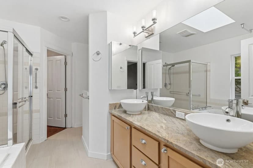 Property photo for 15650 Ne 95th Way #71, Redmond photo 27