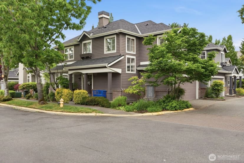 Property photo for 15650 Ne 95th Way #71, Redmond