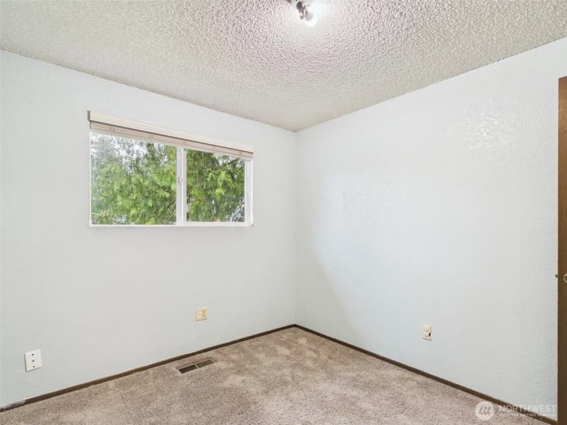 Property photo for 8911 14th Place Se, Lake Stevens photo 21