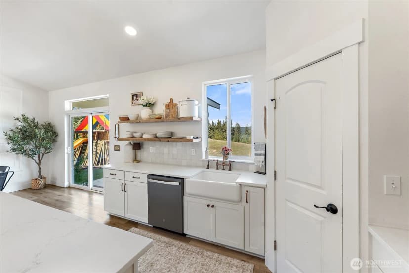 Property photo for 429 Dakota Heights Drive, Cle Elum photo 13