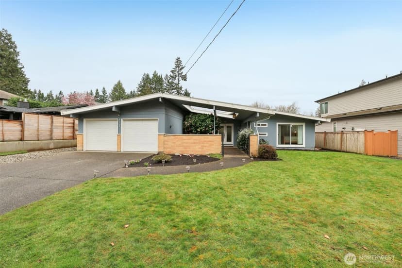 Property photo for 616 109th Avenue Se, Bellevue