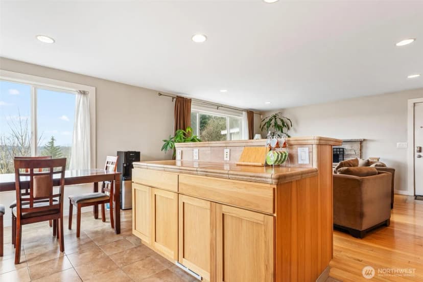 Property photo for 5162 S Wallace Street, Seattle photo 9