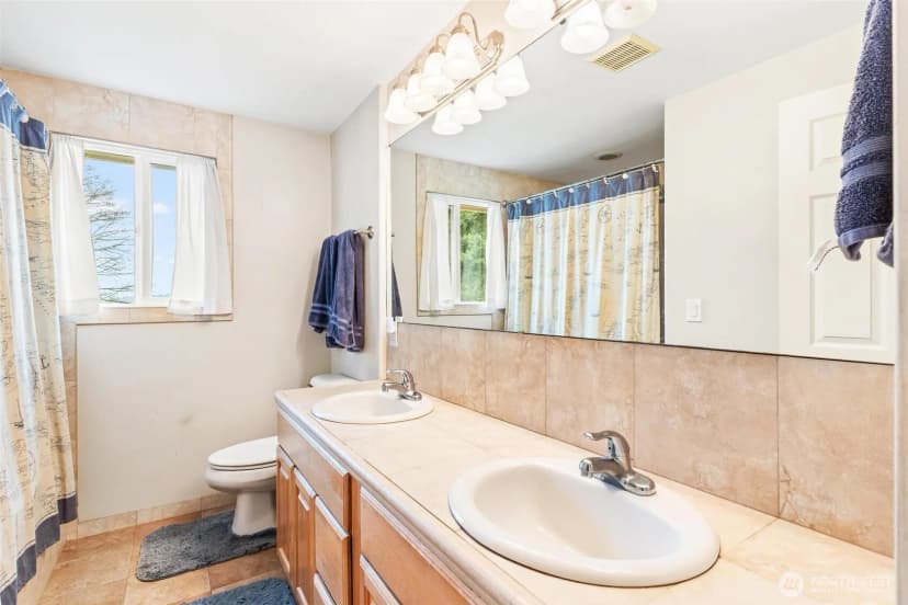 Property photo for 5162 S Wallace Street, Seattle photo 18