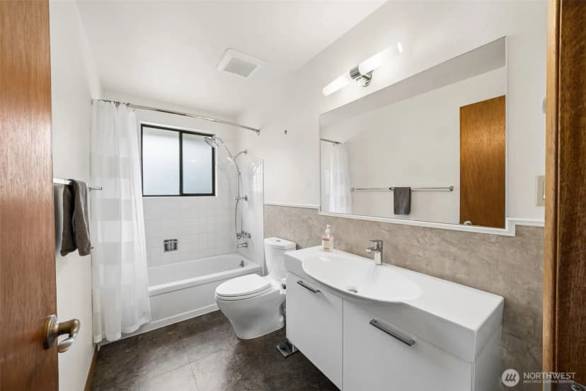 Property photo for 12913 Waller Road E, Tacoma photo 23
