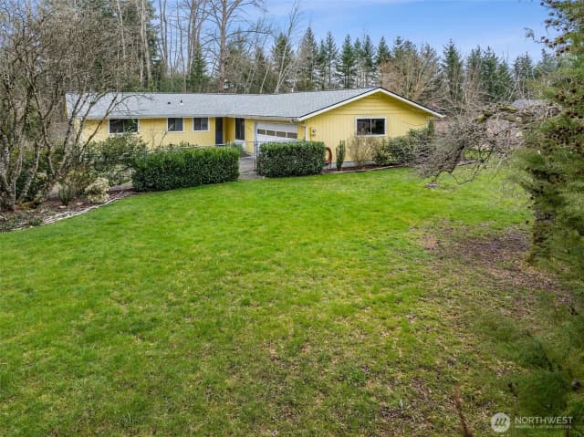 Property photo for 12913 Waller Road E, Tacoma photo 2