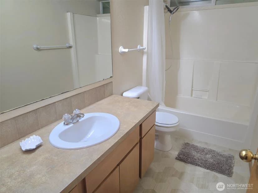 Property photo for 17819 Upland Drive Se, Yelm photo 12