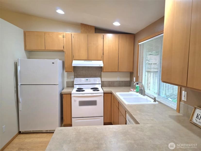 Property photo for 17819 Upland Drive Se, Yelm photo 7