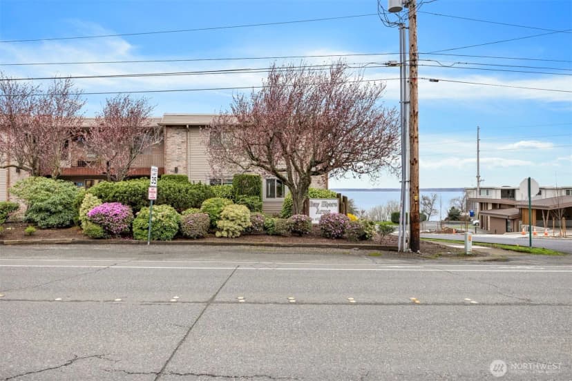 Property photo for 700 11th Street #c-1, Bellingham photo 32