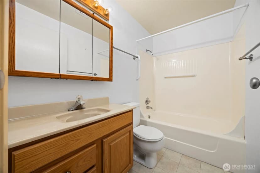 Property photo for 700 11th Street #c-1, Bellingham photo 22