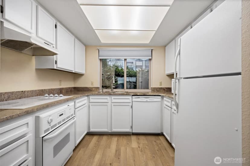 Property photo for 700 11th Street #c-1, Bellingham photo 9