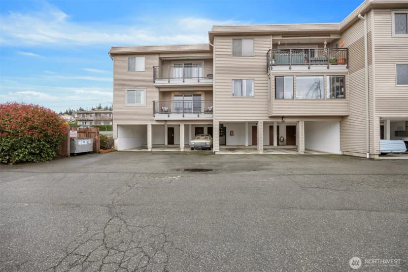 Property photo for 700 11th Street #c-1, Bellingham photo 34