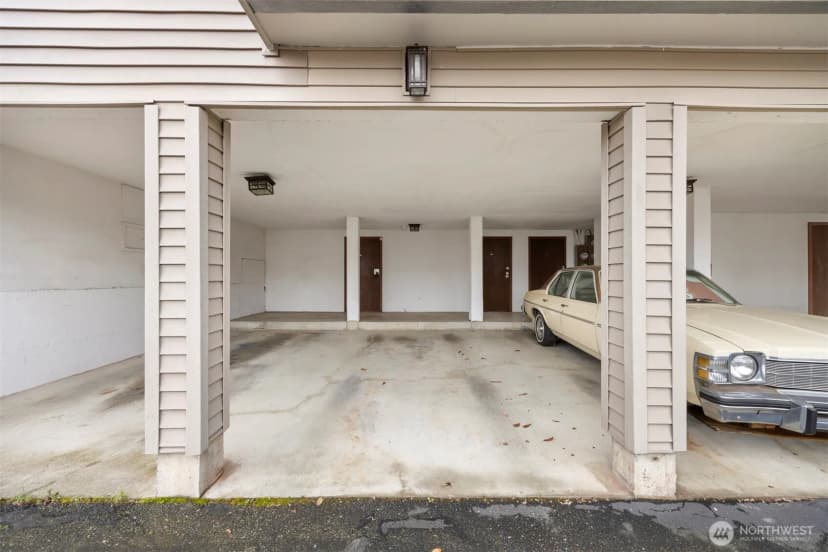 Property photo for 700 11th Street #c-1, Bellingham photo 35