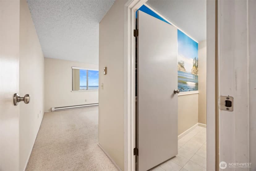 Property photo for 700 11th Street #c-1, Bellingham photo 16
