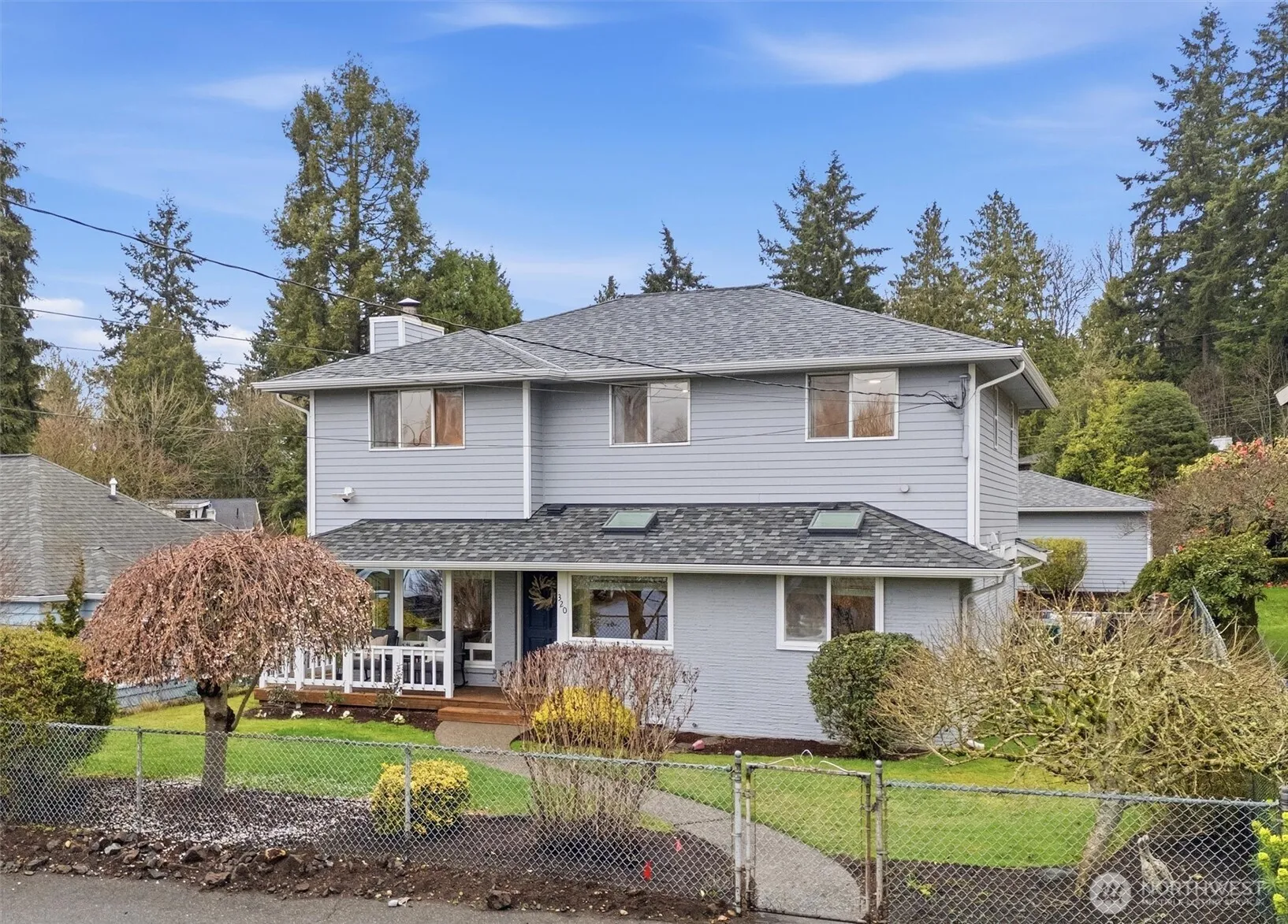 Property photo for 320 Nw 110th Street, Seattle