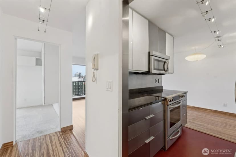 Property photo for 320 Melrose Avenue E #403, Seattle photo 15