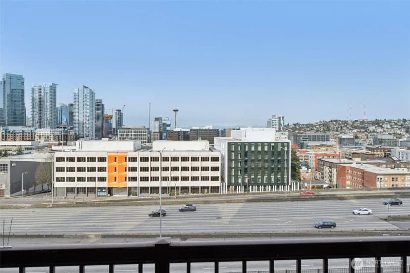 Property photo for 320 Melrose Avenue E #403, Seattle photo 10