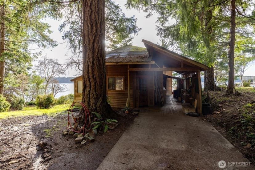 Property photo for 820 E Burgundy Road, Shelton photo 33